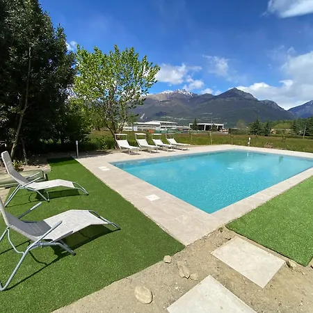 Carlotta With Swimming Pool Villa Colico